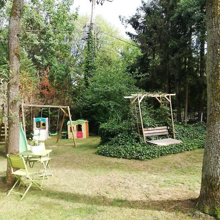 Titi'S Chalet دربي المظهر الخارجي الصورة