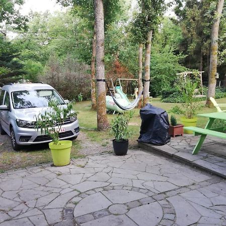 Titi'S Chalet دربي المظهر الخارجي الصورة