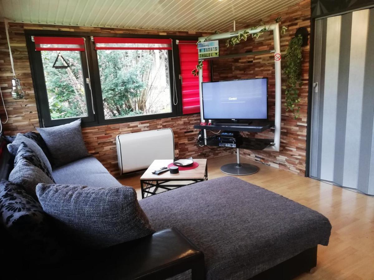 Titi'S Chalet دربي المظهر الخارجي الصورة